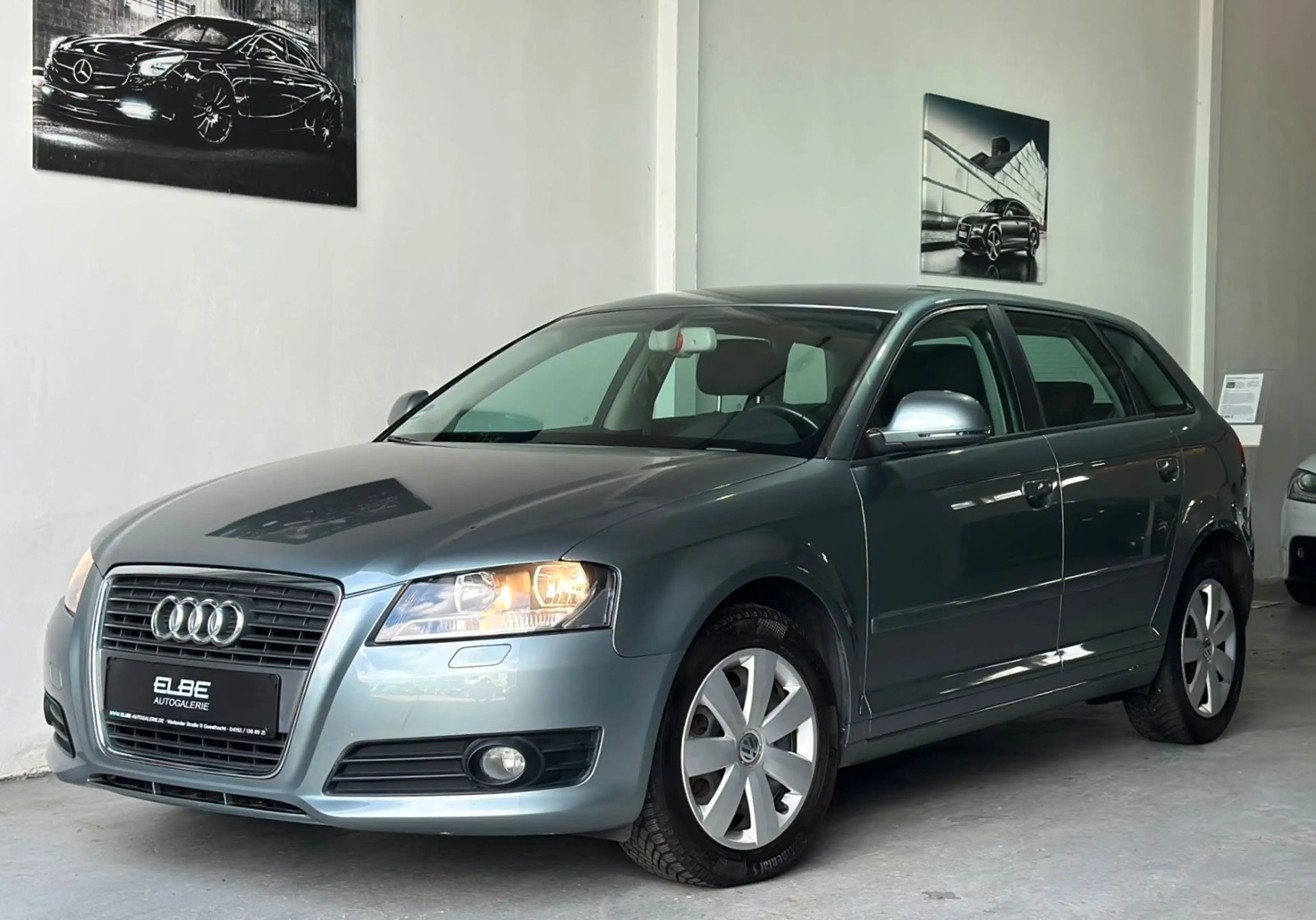 Audi A3 Sportback 1.8 TFSI Ambiente Anhängerkupplung — photo 2