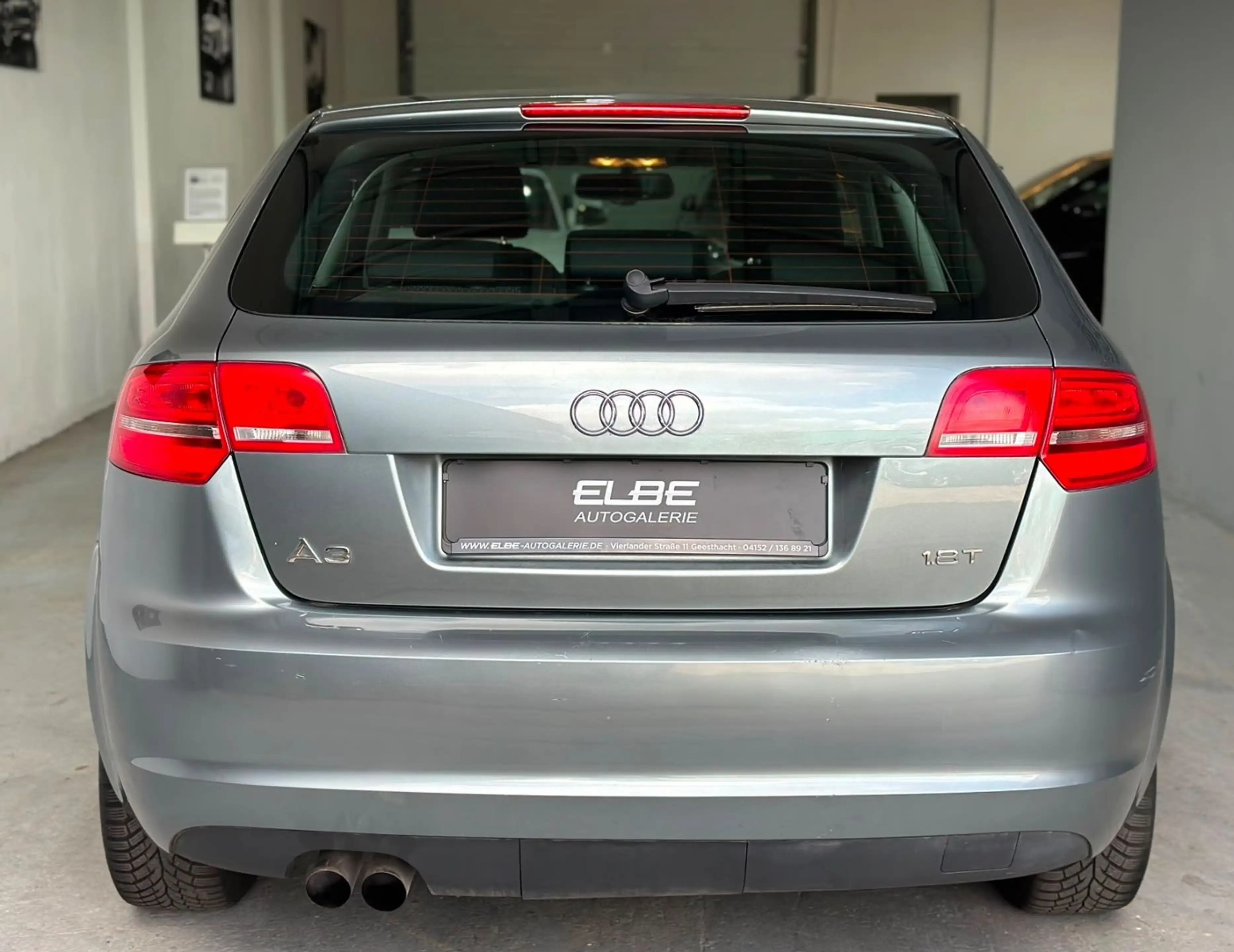 Audi A3 Sportback 1.8 TFSI Ambiente Anhängerkupplung — photo 10