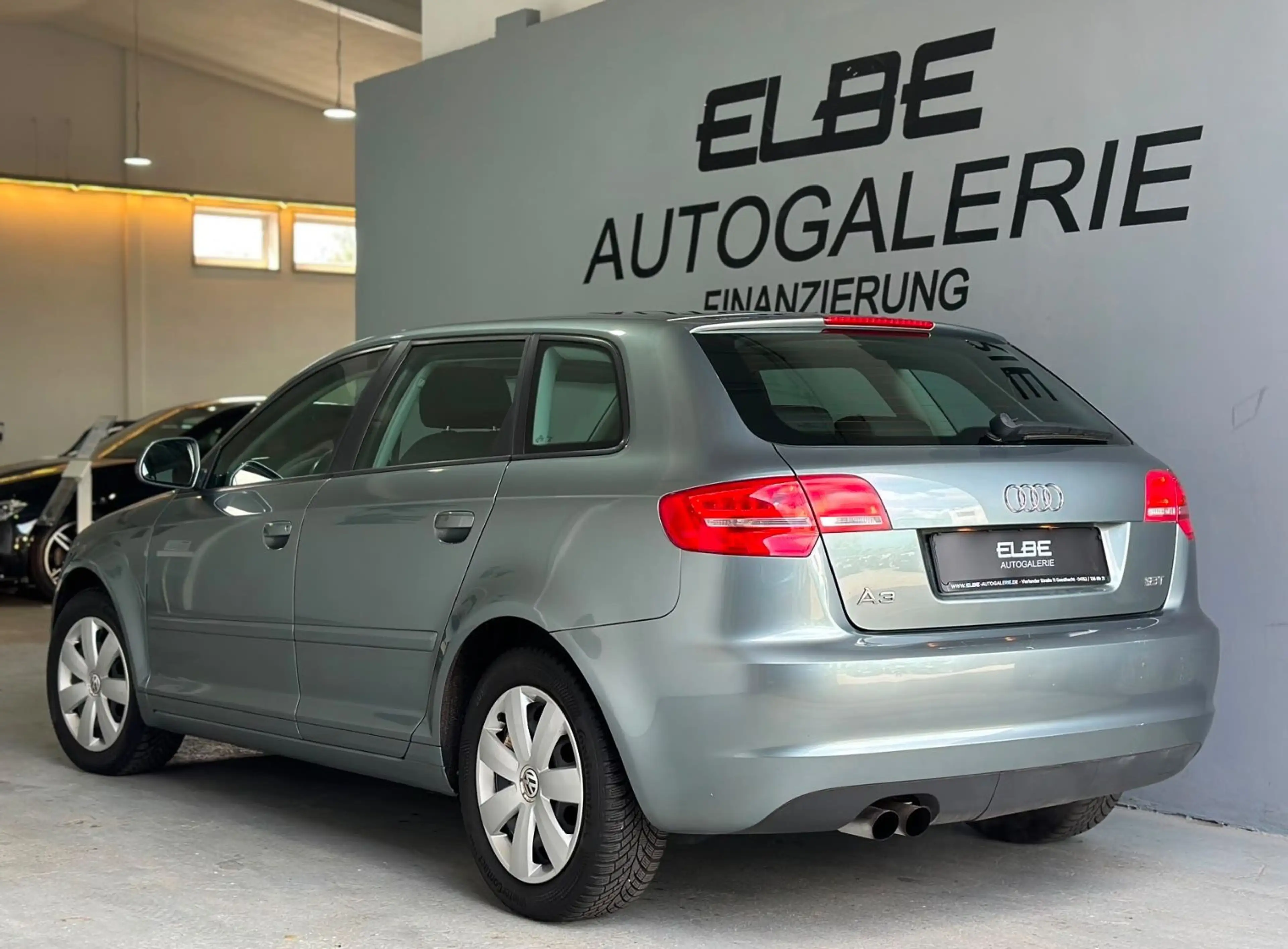 Audi A3 Sportback 1.8 TFSI Ambiente Anhängerkupplung — photo 5
