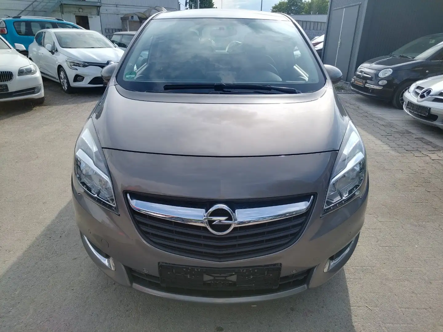 Opel Meriva B Style+1.HAND+KLIMAAUTO+PDC+TEMPOMAT+EU6 Braun - 2