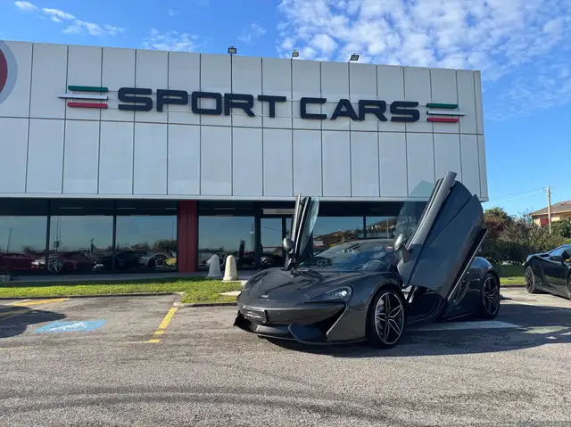 McLaren 570GT 570GT Coupe
