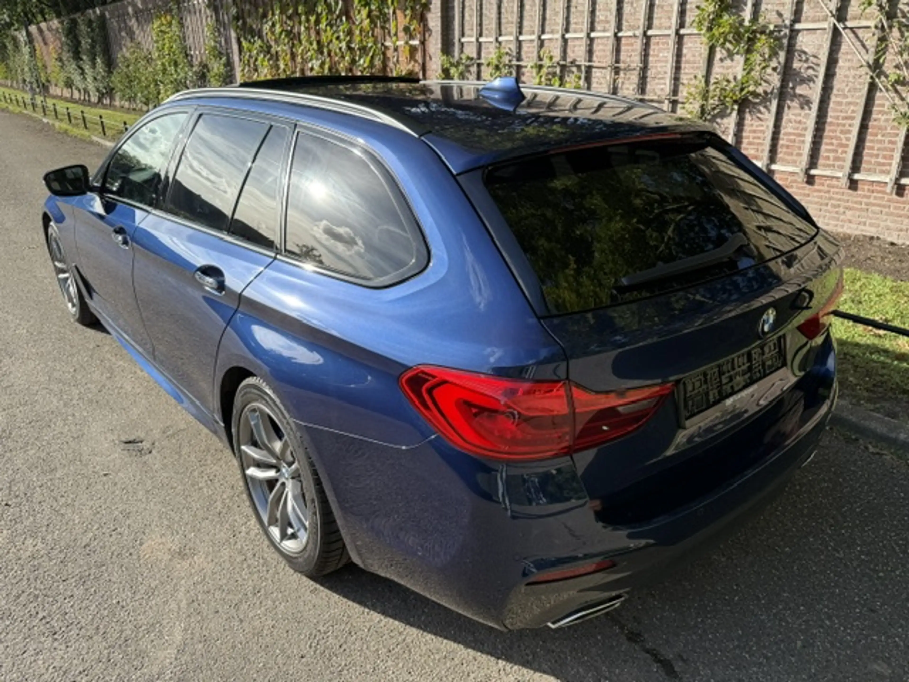 BMW 540 xDrive | M Sport | Merino | Comf stoelen | BMW onderhouden — photo 6