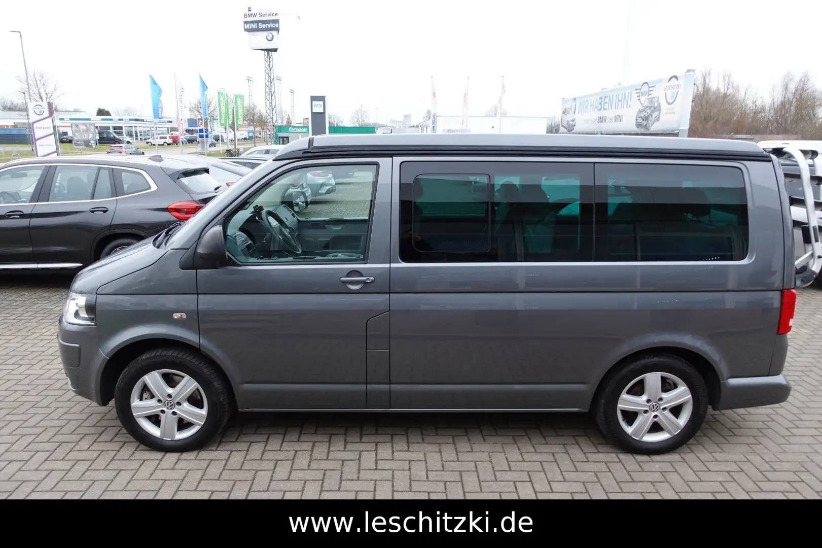 Volkswagen T5 Transporter Bus California Beach Aufstelldach Grau - 2