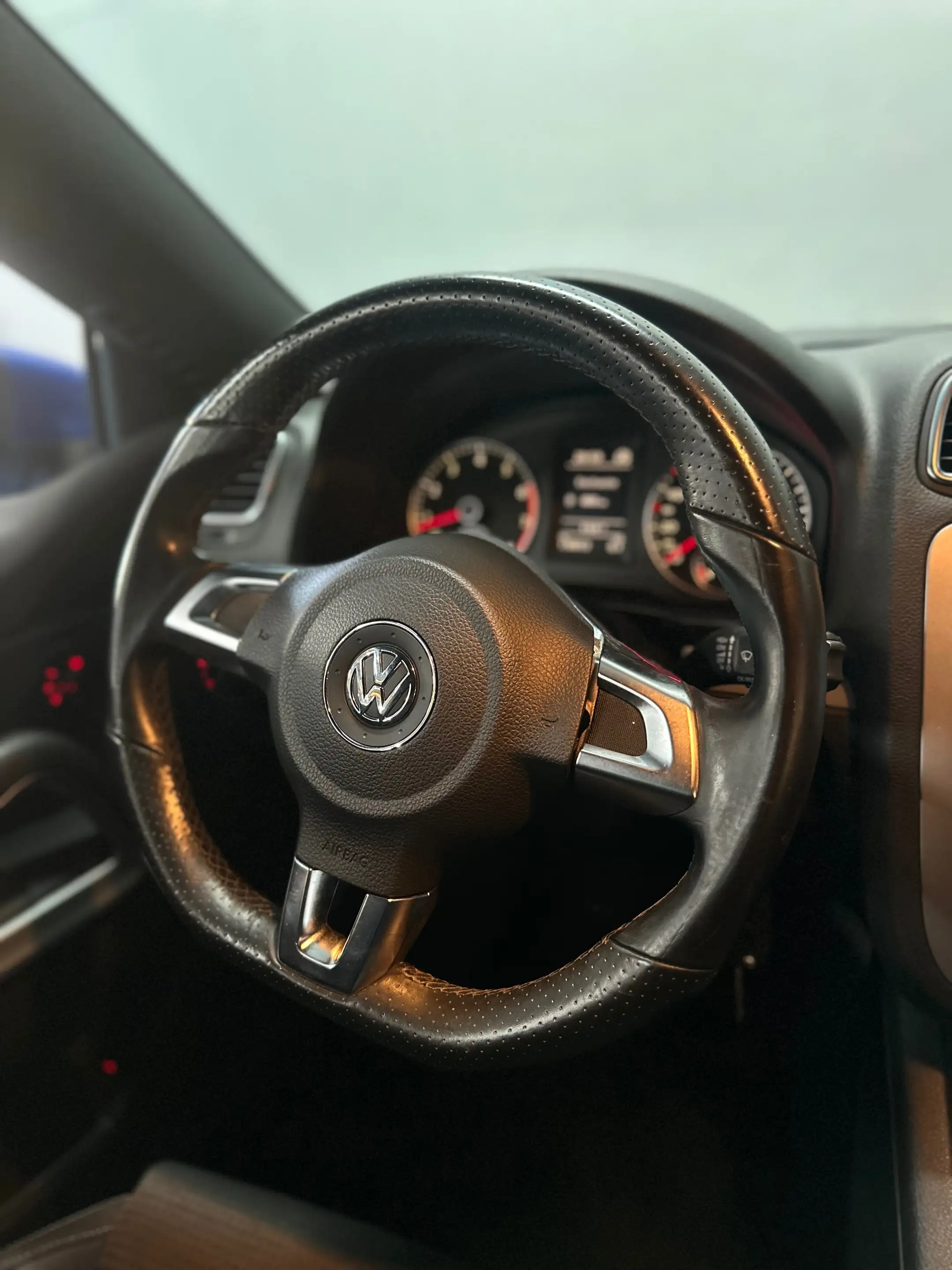 Volkswagen Scirocco Scirocco 1.4 TSI — photo 9