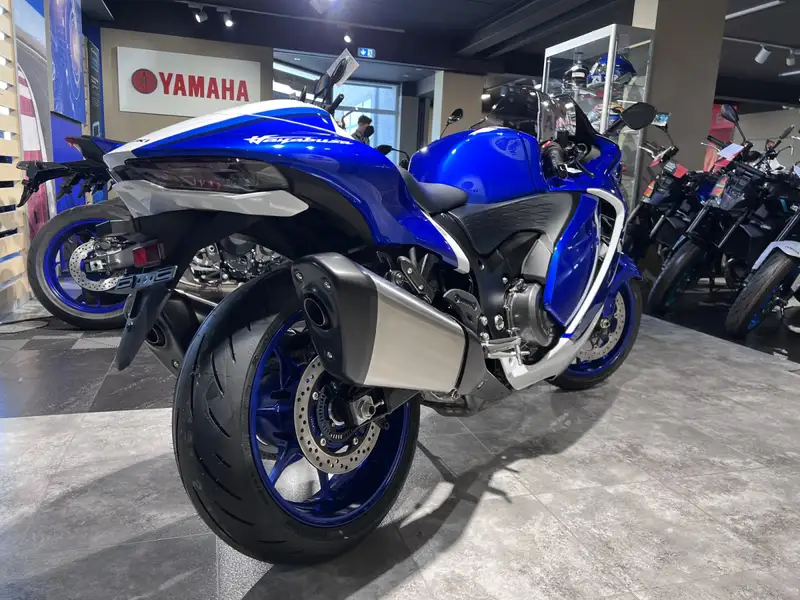 Suzuki GSX 1300 R Hayabusa - foto 3