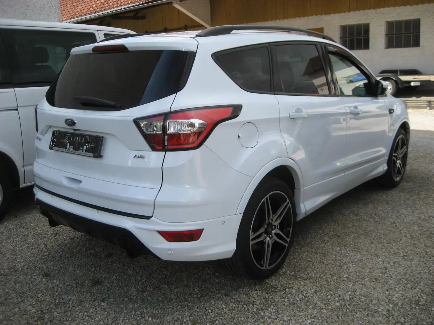 Ford Kuga 2.0TDCi 4x4 ST-Line Automatik -AHK- Weiß - 2