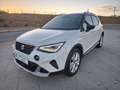 SEAT Arona 1.0 TSI Ecomotive S&S Xcellence DSG7 110 Blanc - thumbnail 2