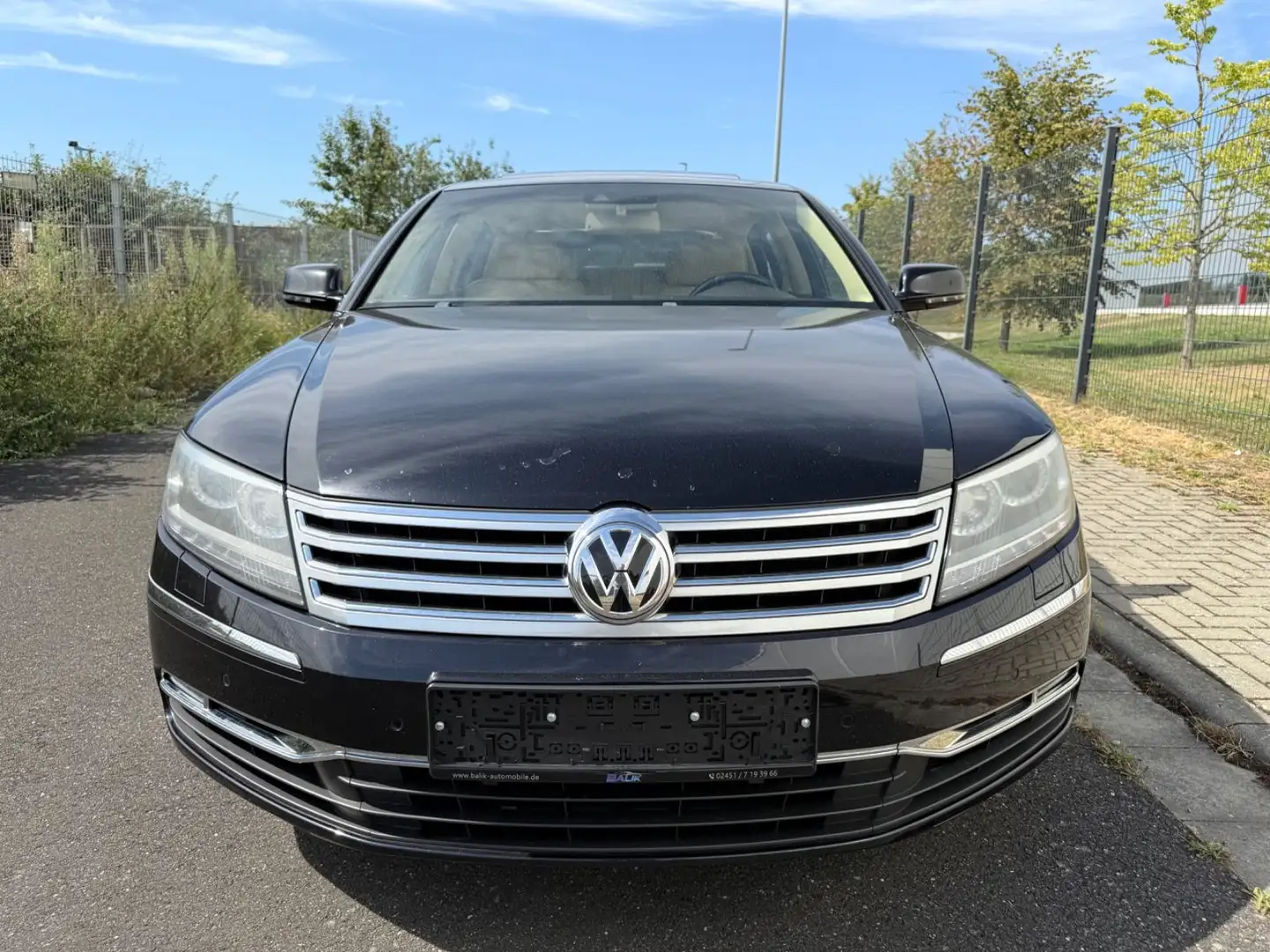 Volkswagen Phaeton 3.0 V6 TDI 4Motion*Dynaudio*Schiebedach* Schwarz - 2