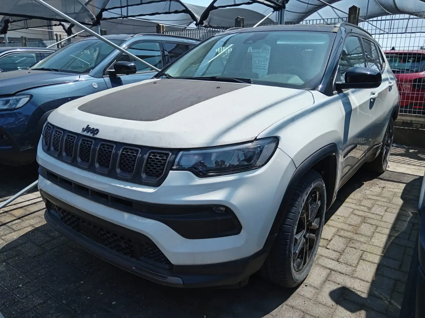 Jeep Compass 1.3 T4 240CV PHEV AT6 4xe Upland Cross Wit - 1