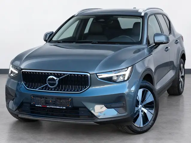 Volvo XC40 B3 Core 2WD LEDER+NAVI+CAM+LED+ACC+KEYLESS
