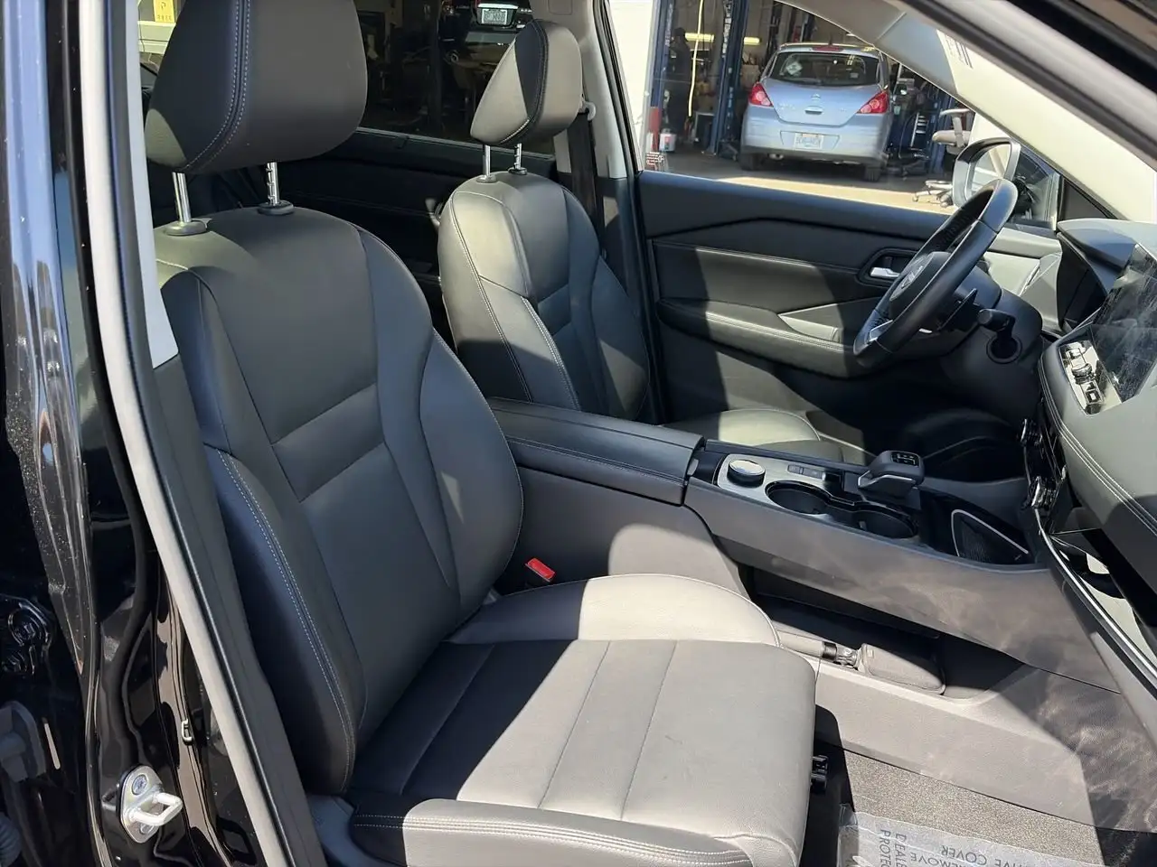 Nissan Rogue photo Nissan Rogue