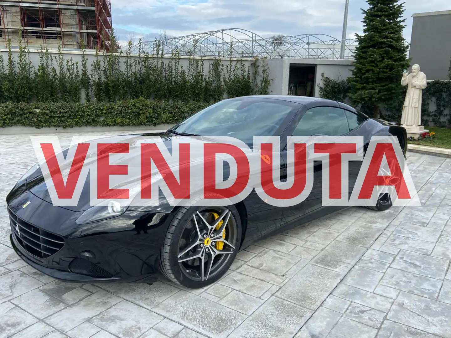 Ferrari California 𝗧 Nero - 1