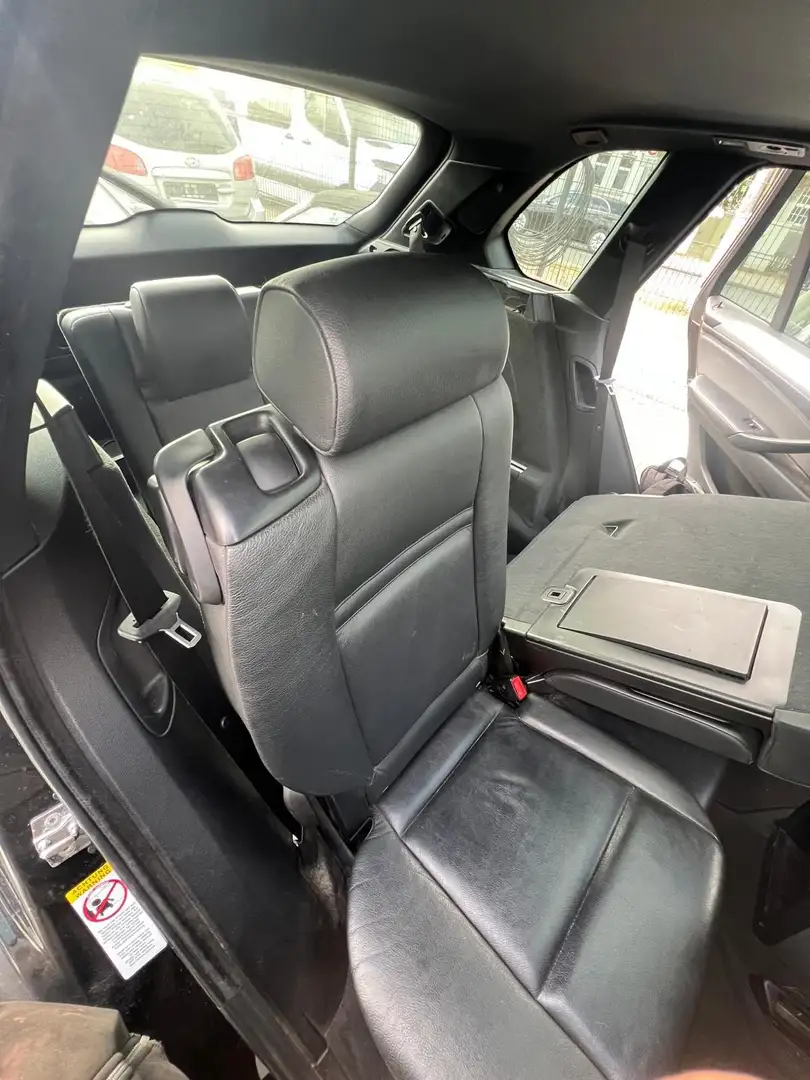 BMW X5 4.8i 7 Sitzer Schwarz - 2