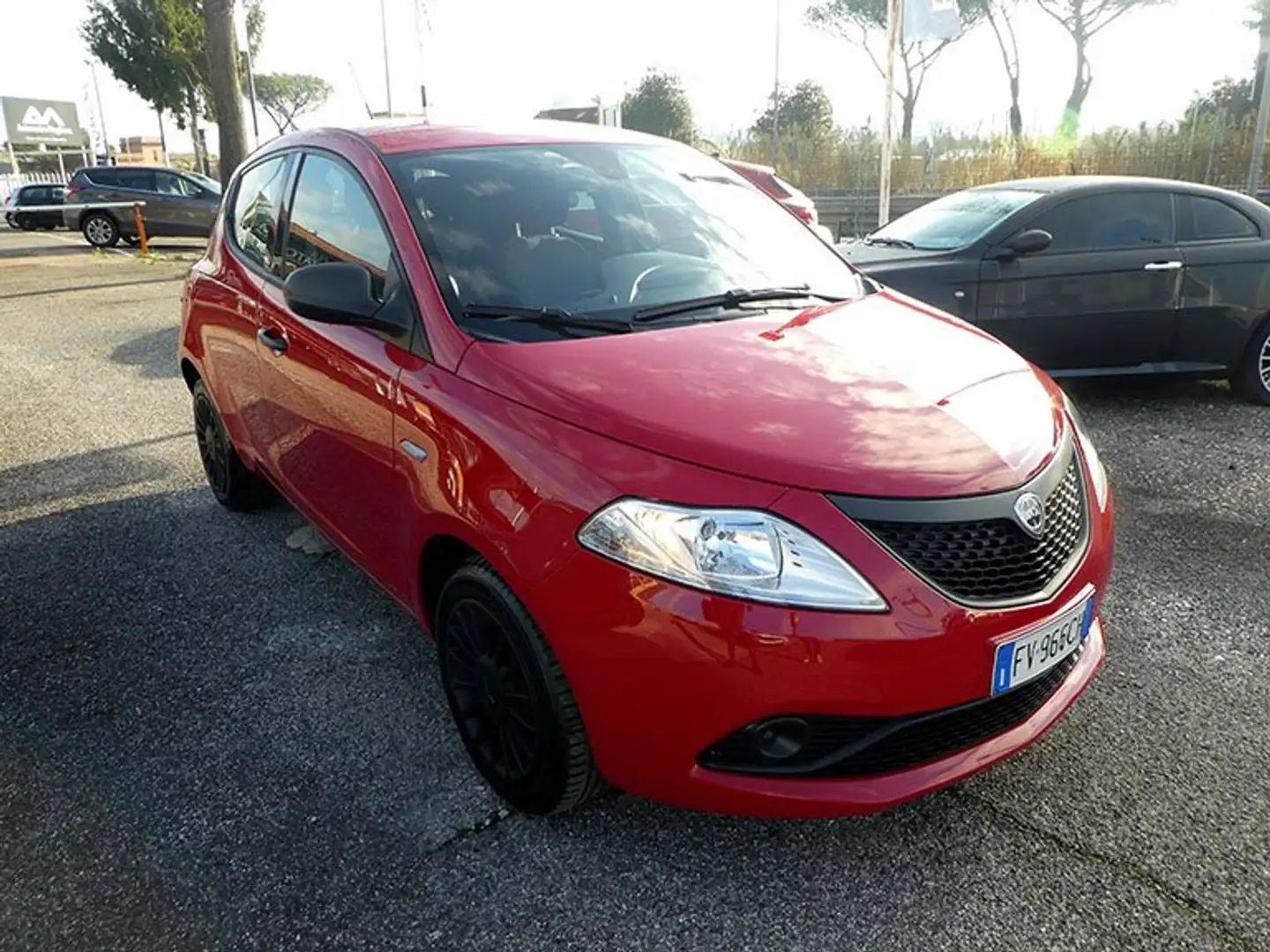 Lancia Ypsilon 1.2 Elefantino Blu ecochic Gpl 69cv my19 Rosso - 1