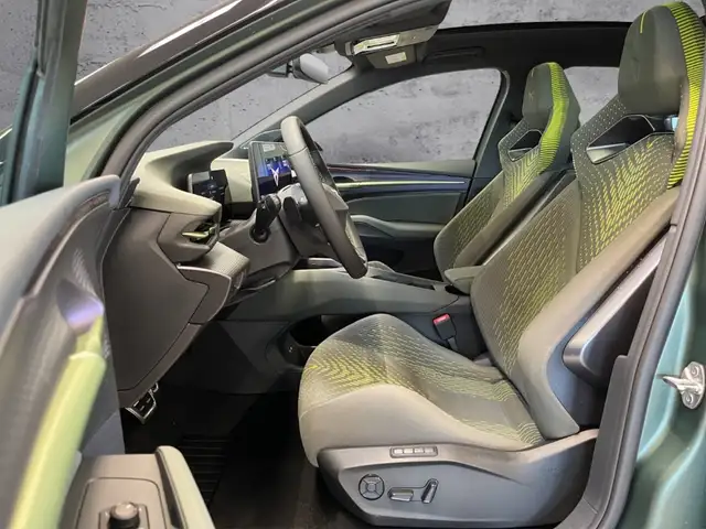 Cupra VZ view 10