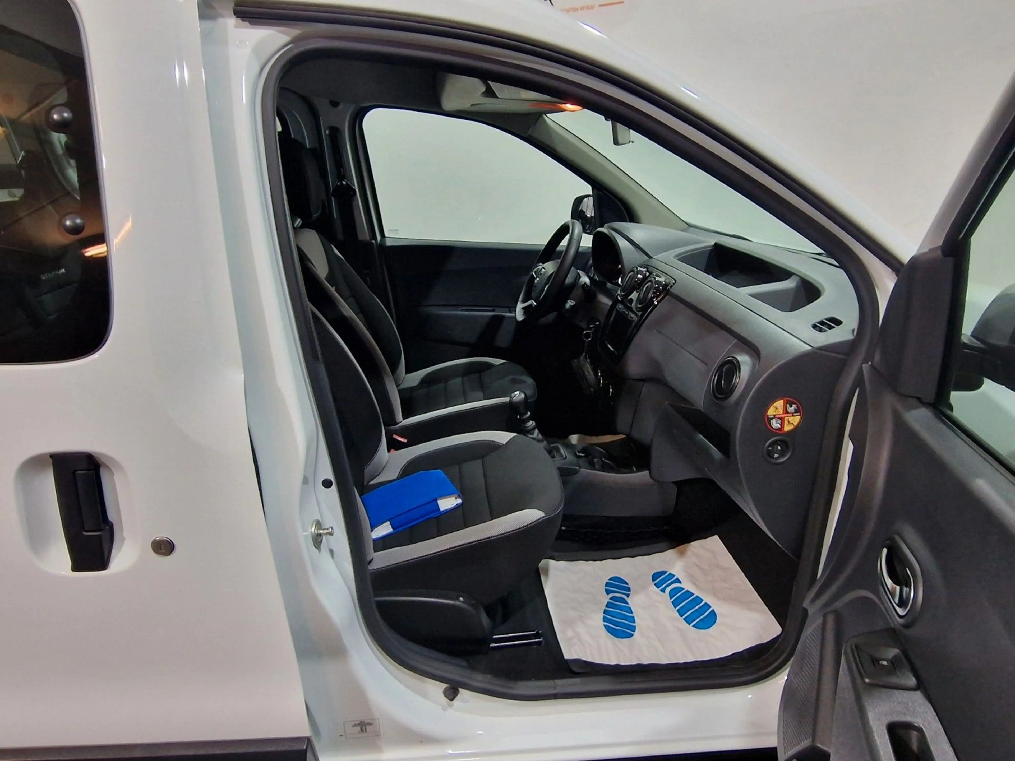 Dacia Dokker Stepway Plus — photo 13
