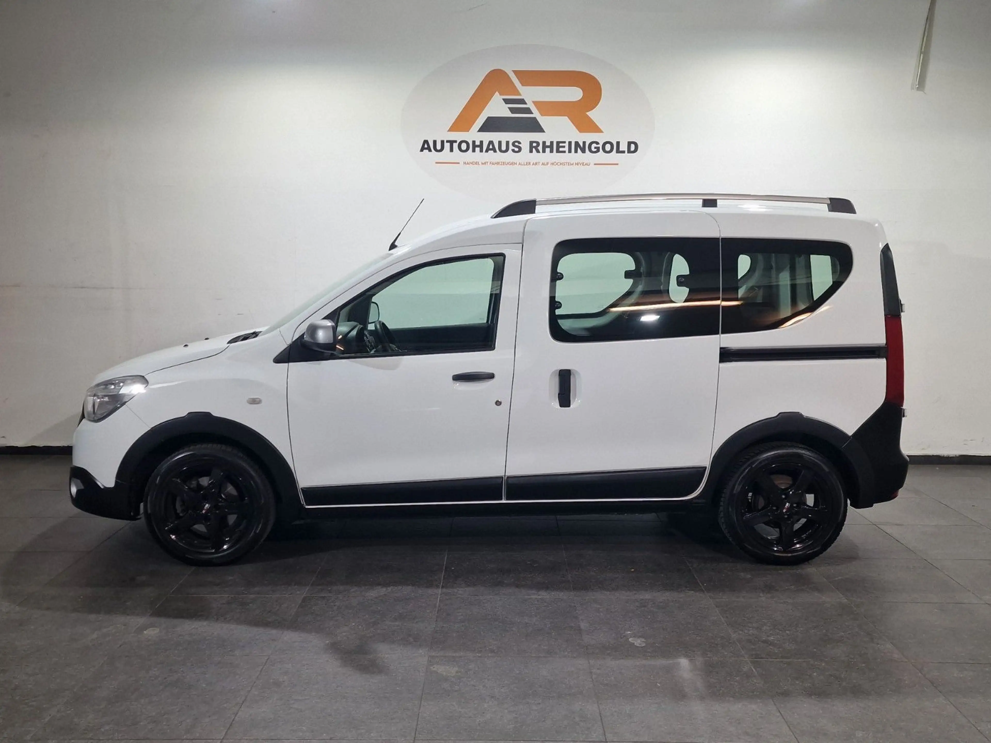 Dacia Dokker Stepway Plus — photo 6