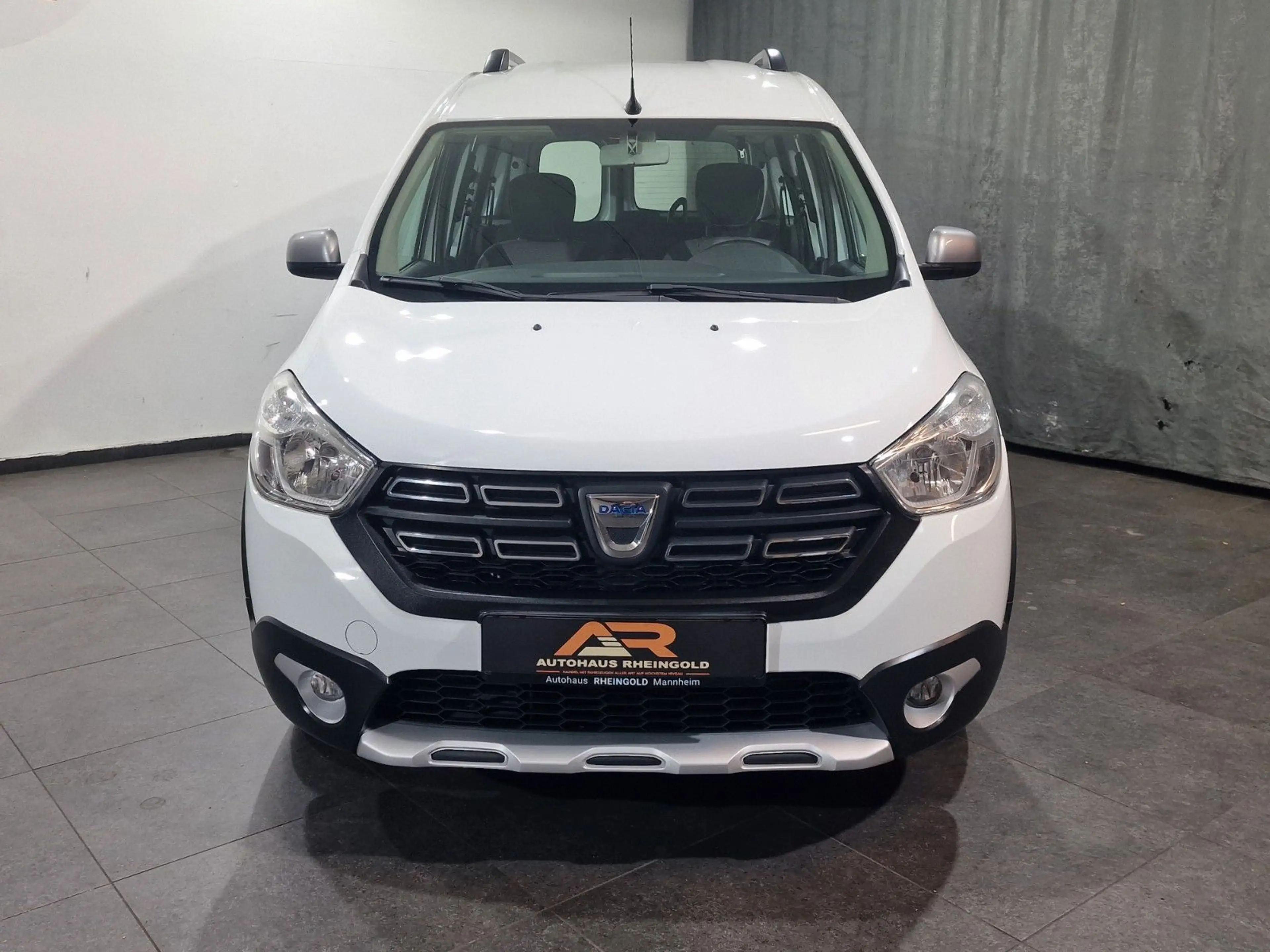 Dacia Dokker Stepway Plus — photo 7