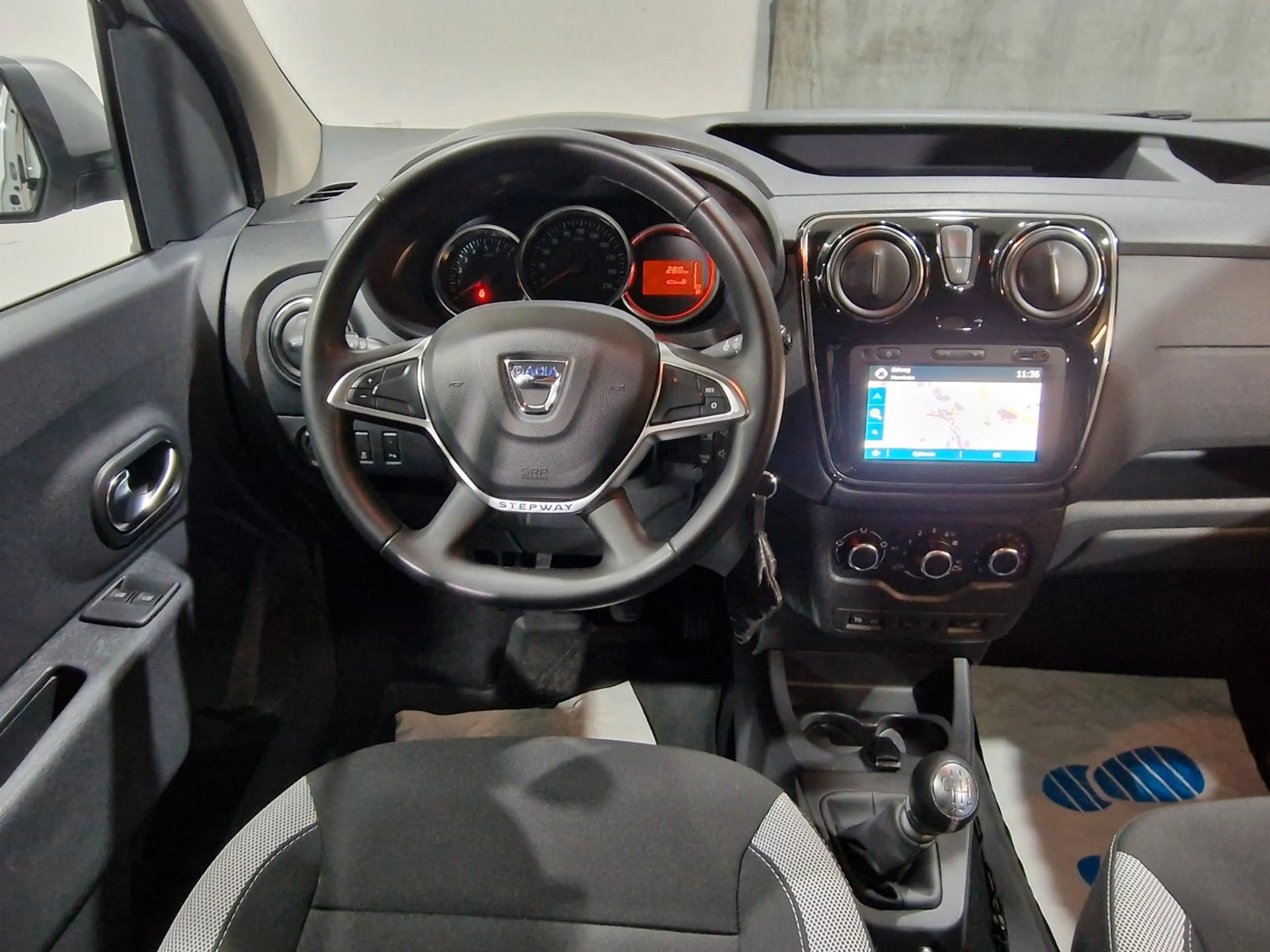 Dacia Dokker Stepway Plus — photo 9