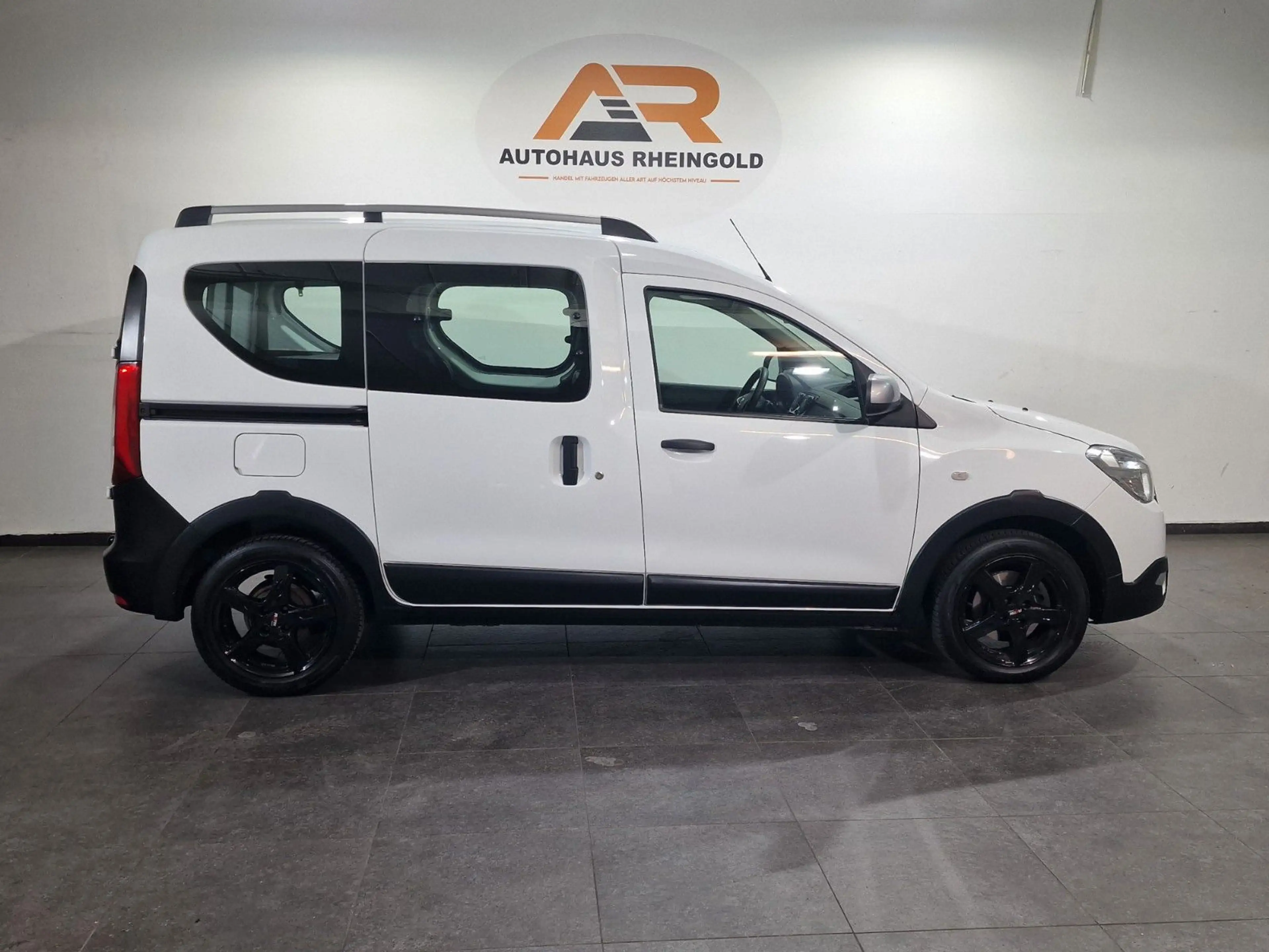 Dacia Dokker Stepway Plus — photo 5