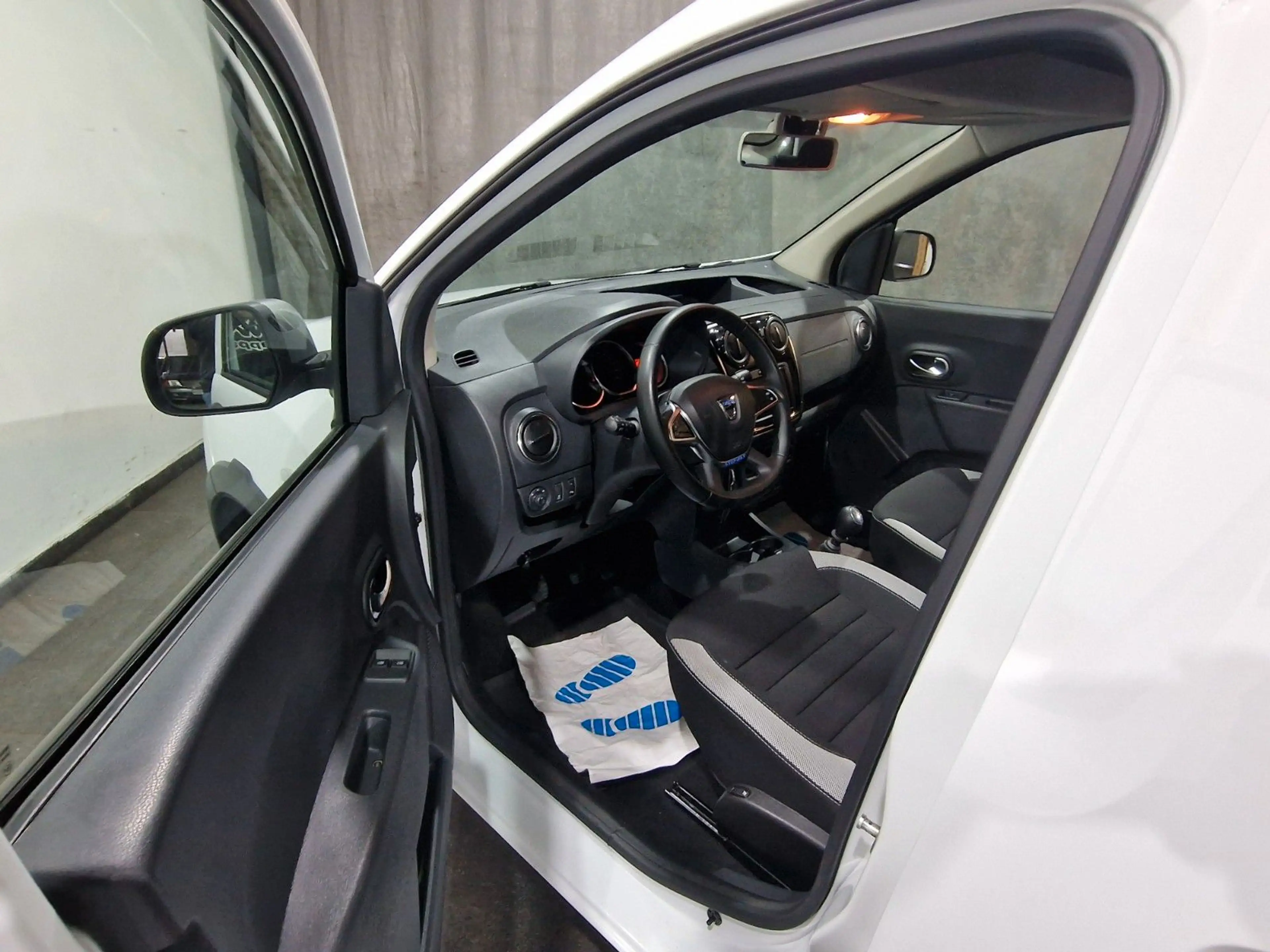 Dacia Dokker Stepway Plus — photo 12