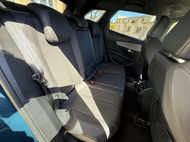 Peugeot 3008 view 15