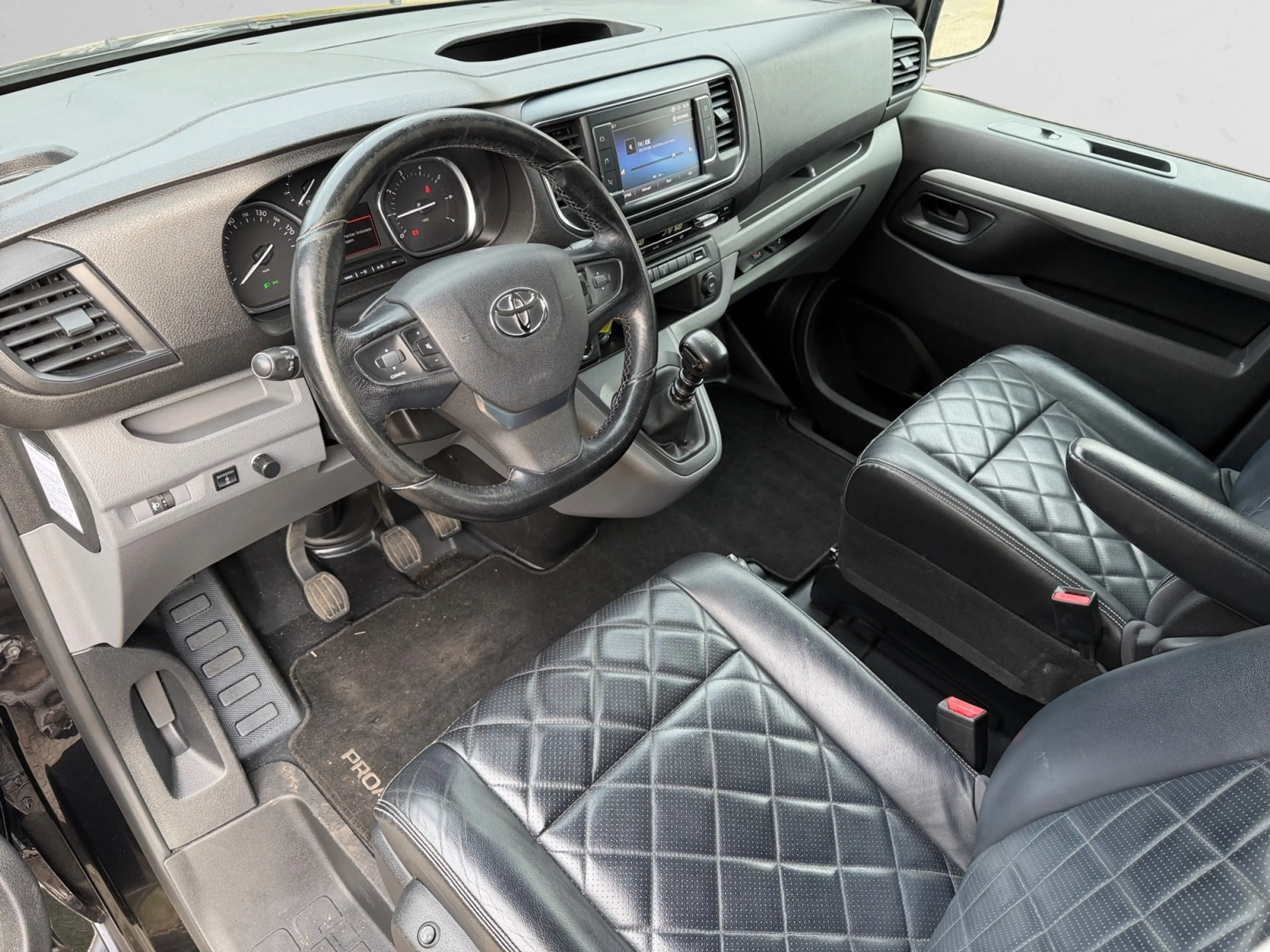 Toyota Proace Worker 2.0 D-4D Dubbele Cabine- 2x Schuifdeur, Led — photo 2