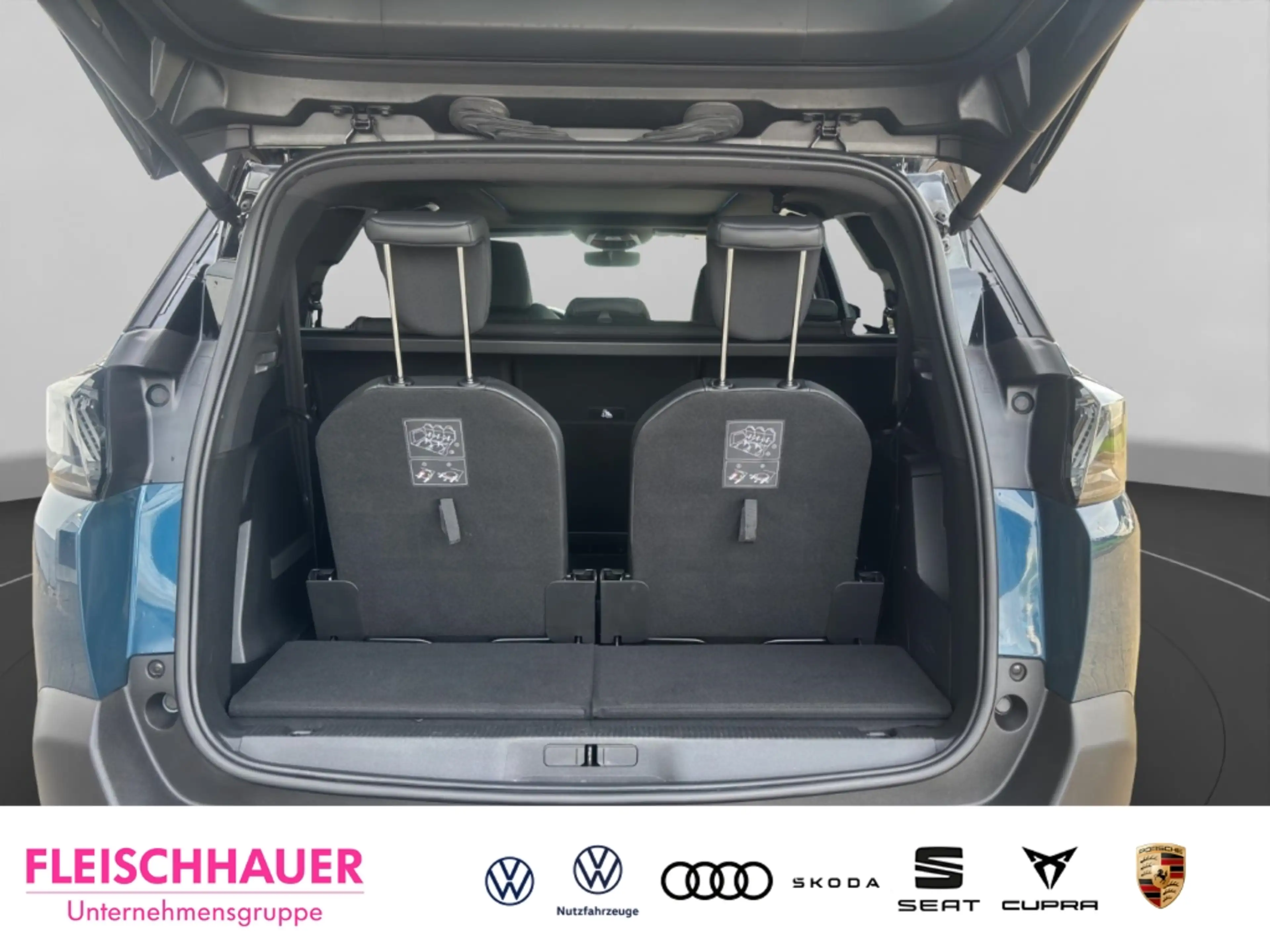 Peugeot 5008 GT 1.6 7-Sitzer DSG+ACC+NAVI+PANO+KAMERA — photo 6