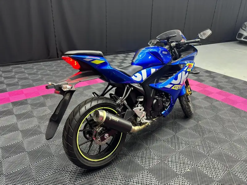 Suzuki GSX-R 125 - foto 4