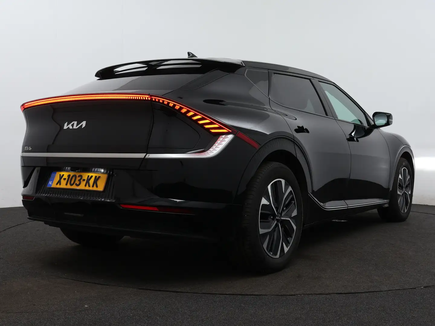 Kia EV6 Plus 77.4 kWh | Leder | Meridian audio | Zwart - 2
