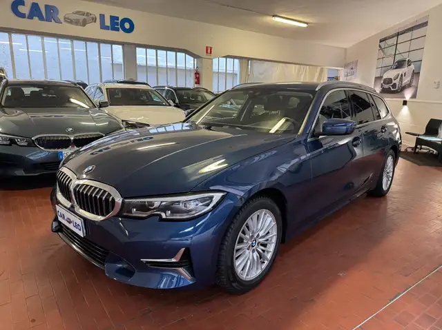 BMW 320 Serie 3 G21 320d Touring mhev 48V Luxury auto