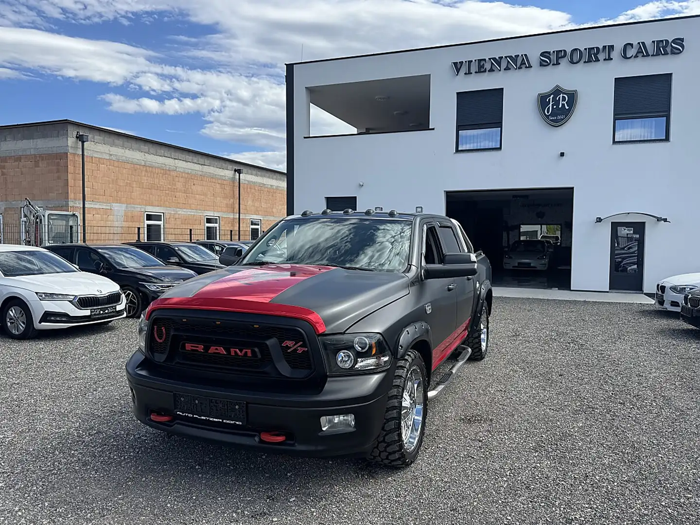 RAM 1500 RAM 1500 5,7 V8 Laramie Crew Cab Schwarz - 1
