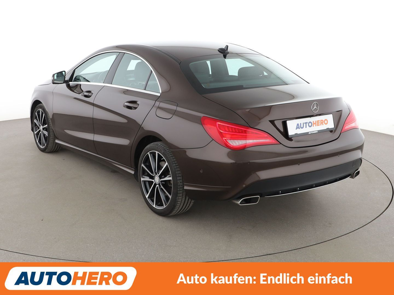 Mercedes-Benz CLA 180 CLA 180 Urban *BI-XENON*PDC*SHZ*ALU* — photo 4