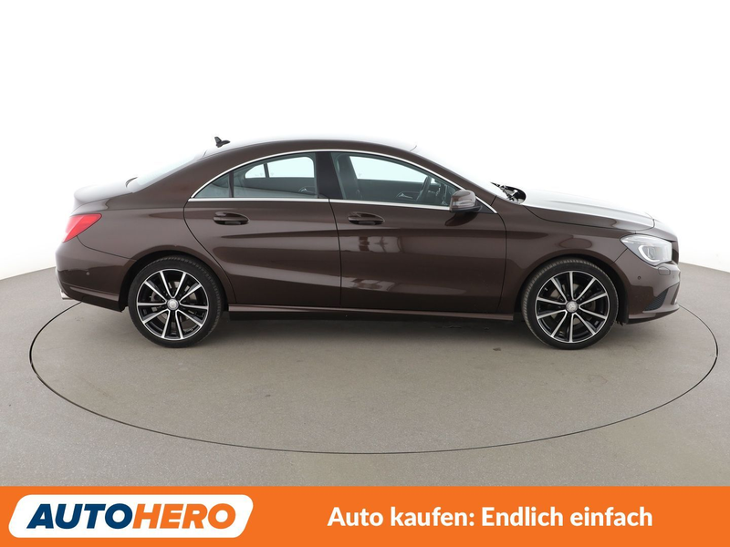 Mercedes-Benz CLA 180 CLA 180 Urban *BI-XENON*PDC*SHZ*ALU* — photo 7
