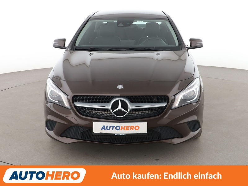 Mercedes-Benz CLA 180 CLA 180 Urban *BI-XENON*PDC*SHZ*ALU* — photo 9