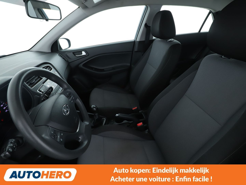 Hyundai i20 1.2 Select — photo 13