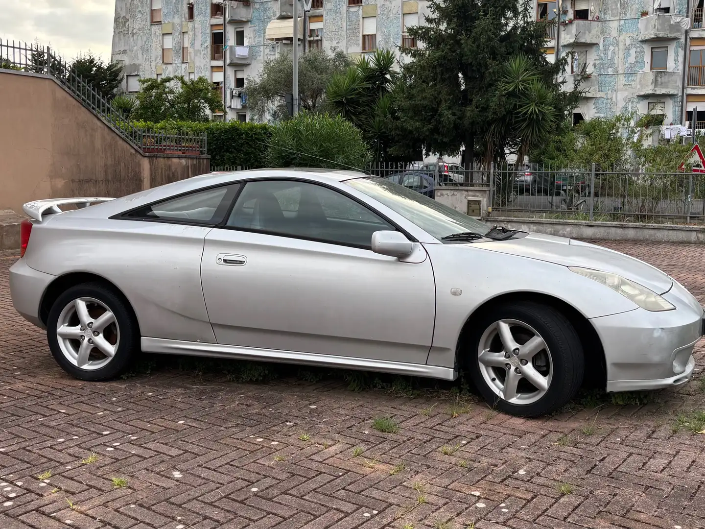 Toyota Celica Celica 2p 1.8 16v vvt-i Срібний - 1