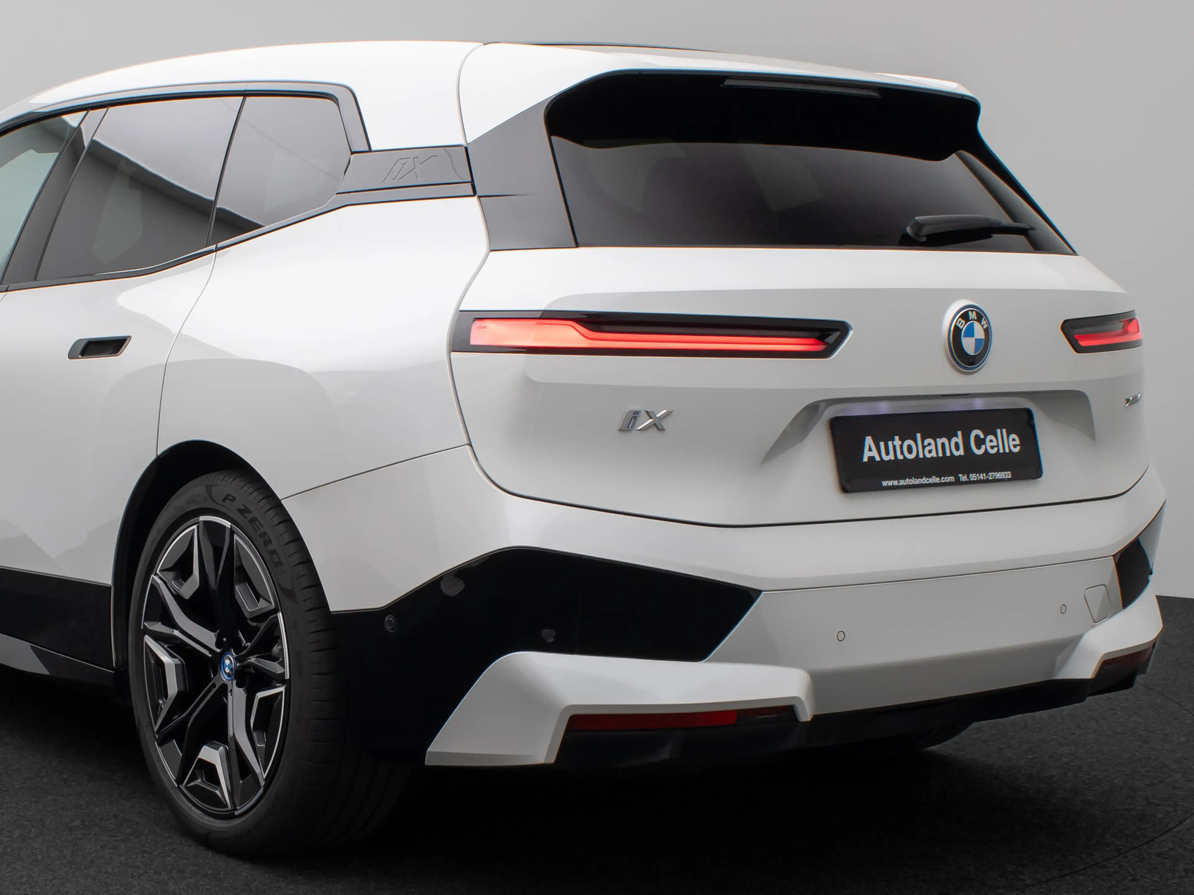 BMW iX Sport SkyLounge Laser 360°DAB H K 22Zoll — photo 15