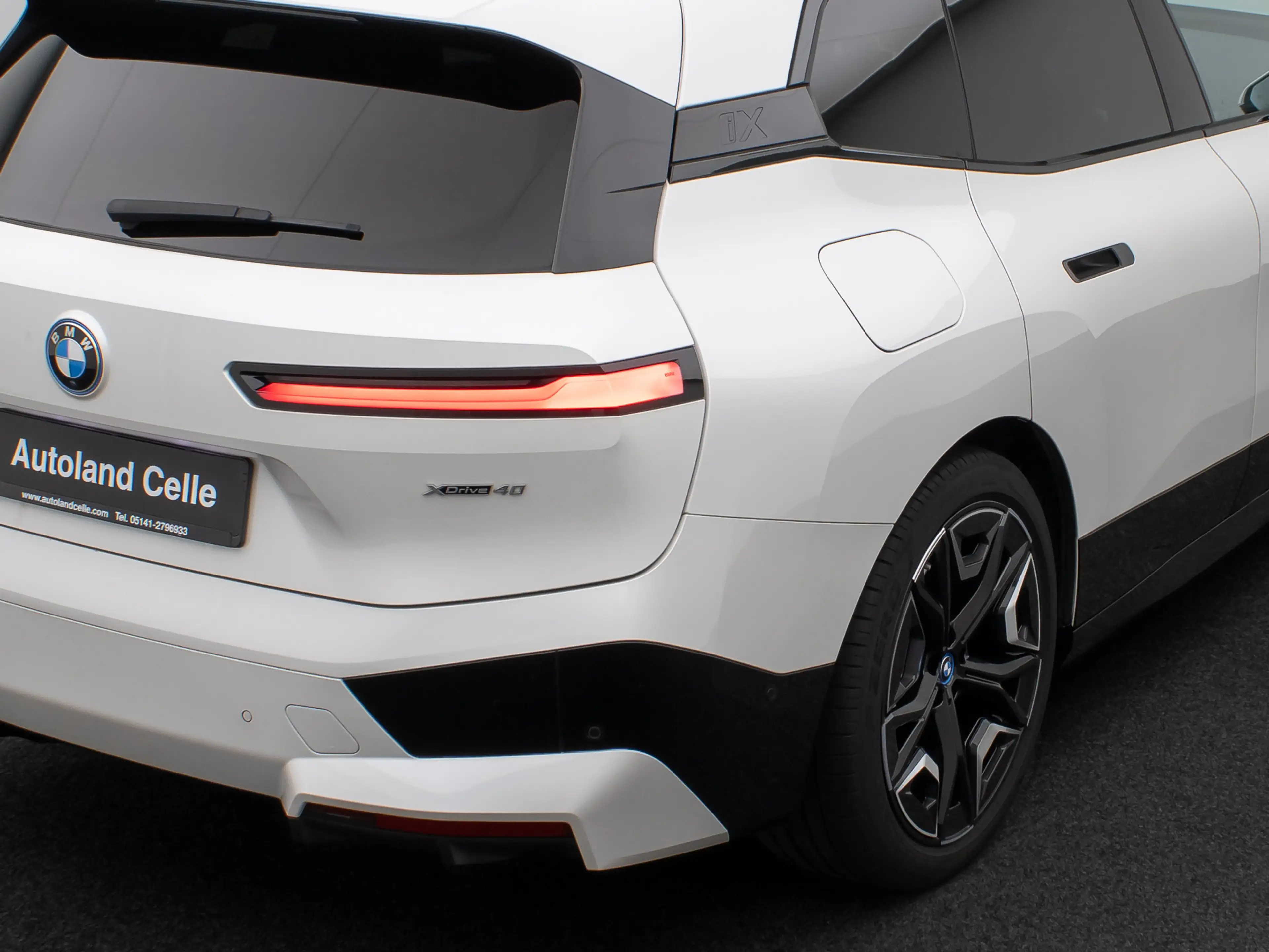 BMW iX Sport SkyLounge Laser 360°DAB H K 22Zoll — photo 14