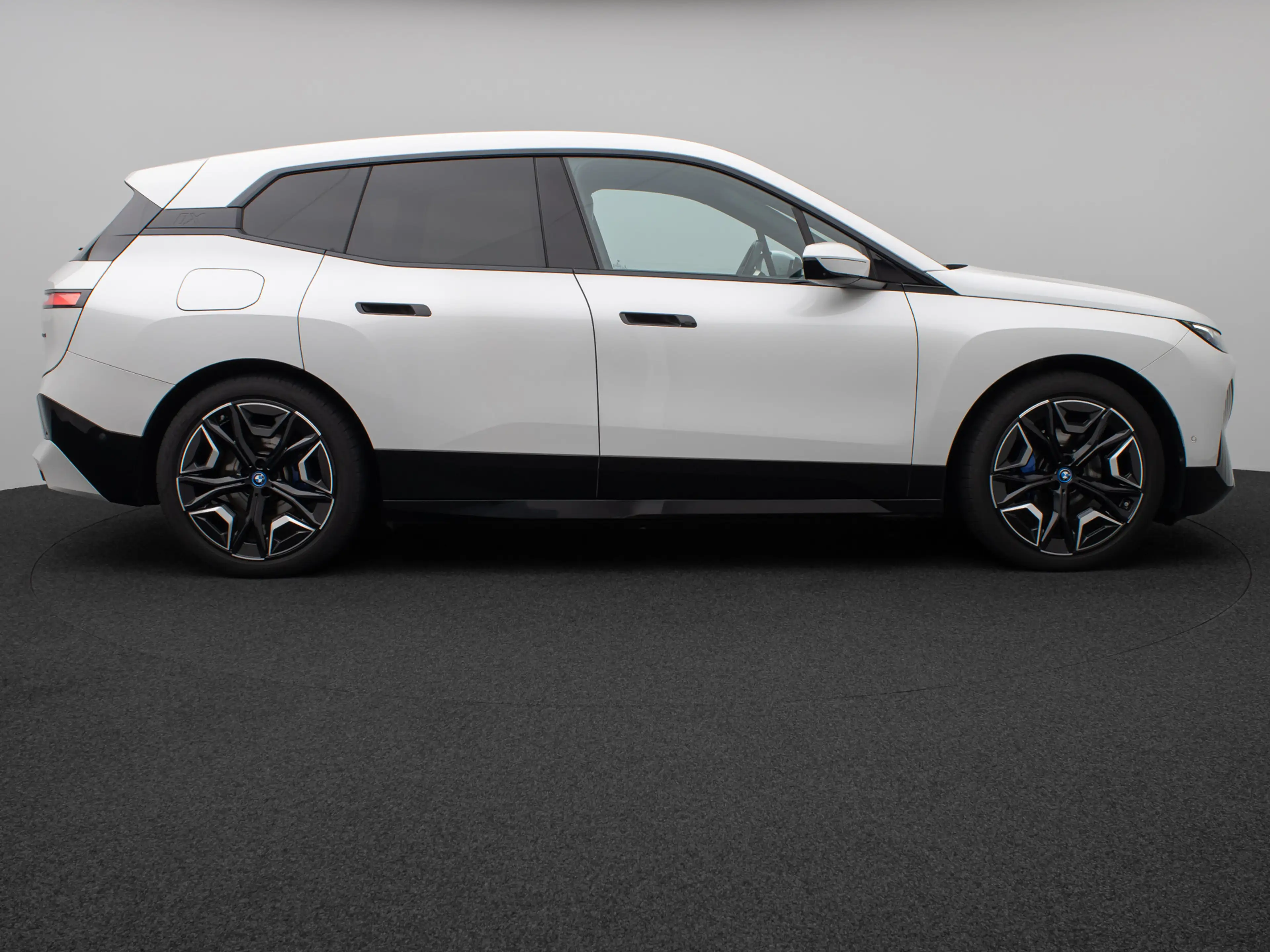 BMW iX Sport SkyLounge Laser 360°DAB H K 22Zoll — photo 5