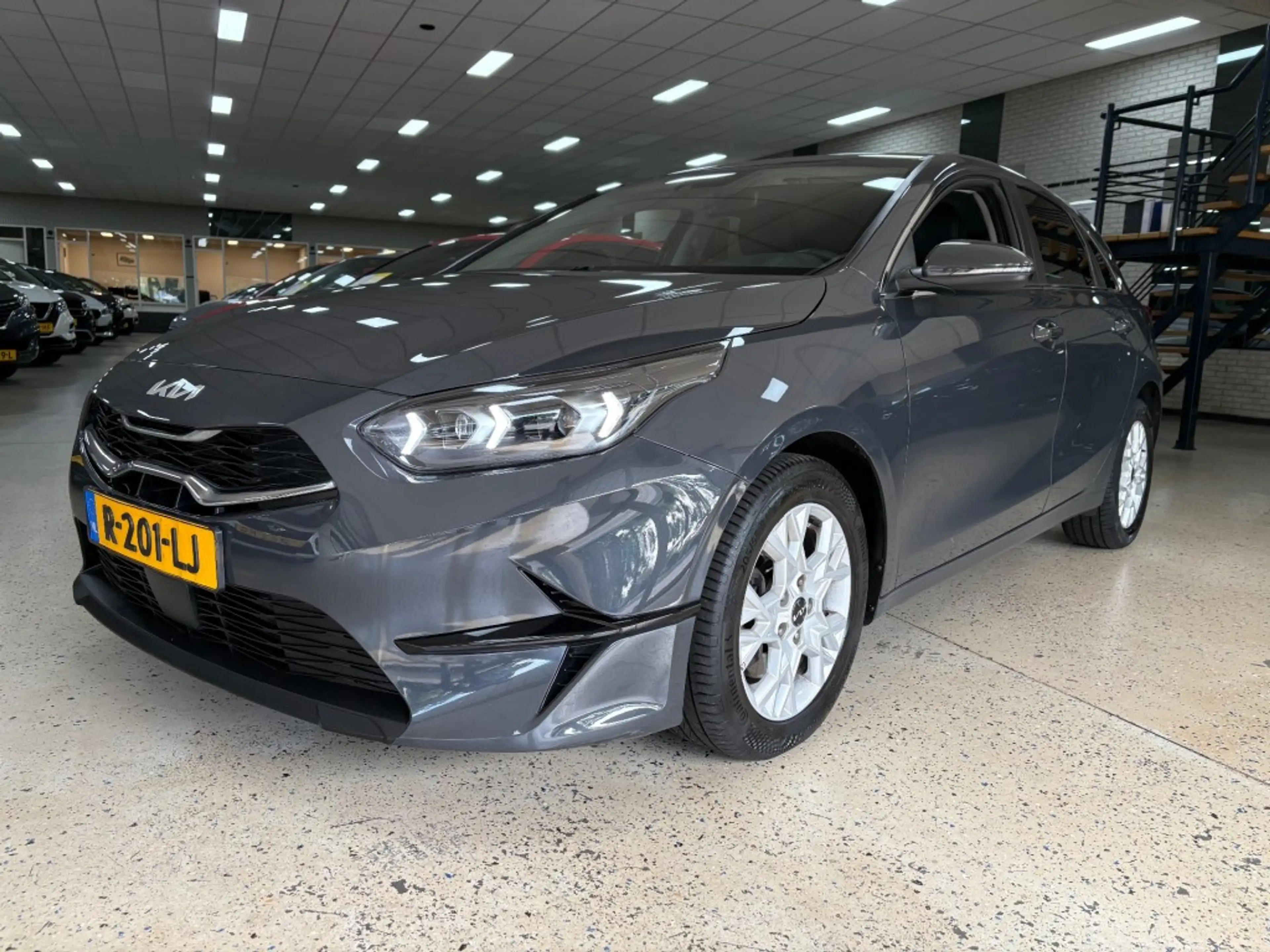 Kia Ceed / cee'd 1.0 T-GDI MHEV Digi Dashbord Leder Verwarmd Stoel — photo 33