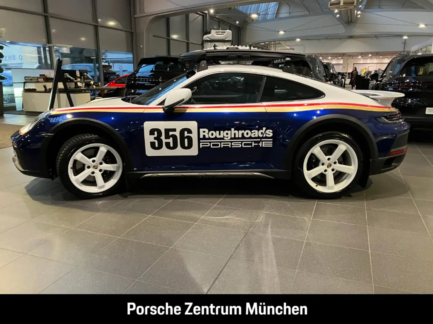 Porsche 992 (911) Dakar Weiß - 2