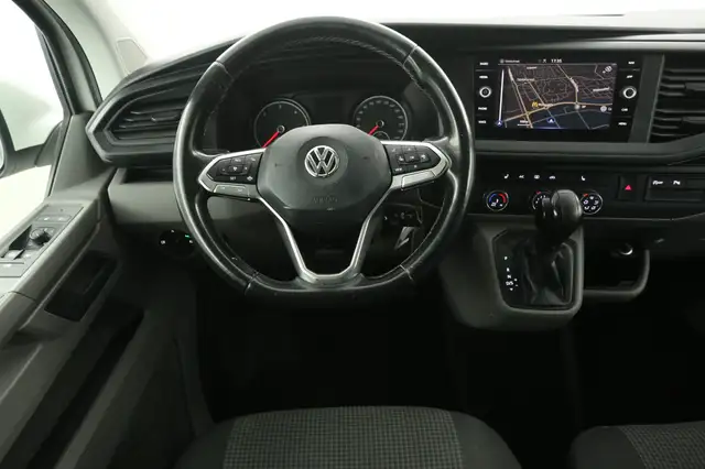 Volkswagen Transporter view 2