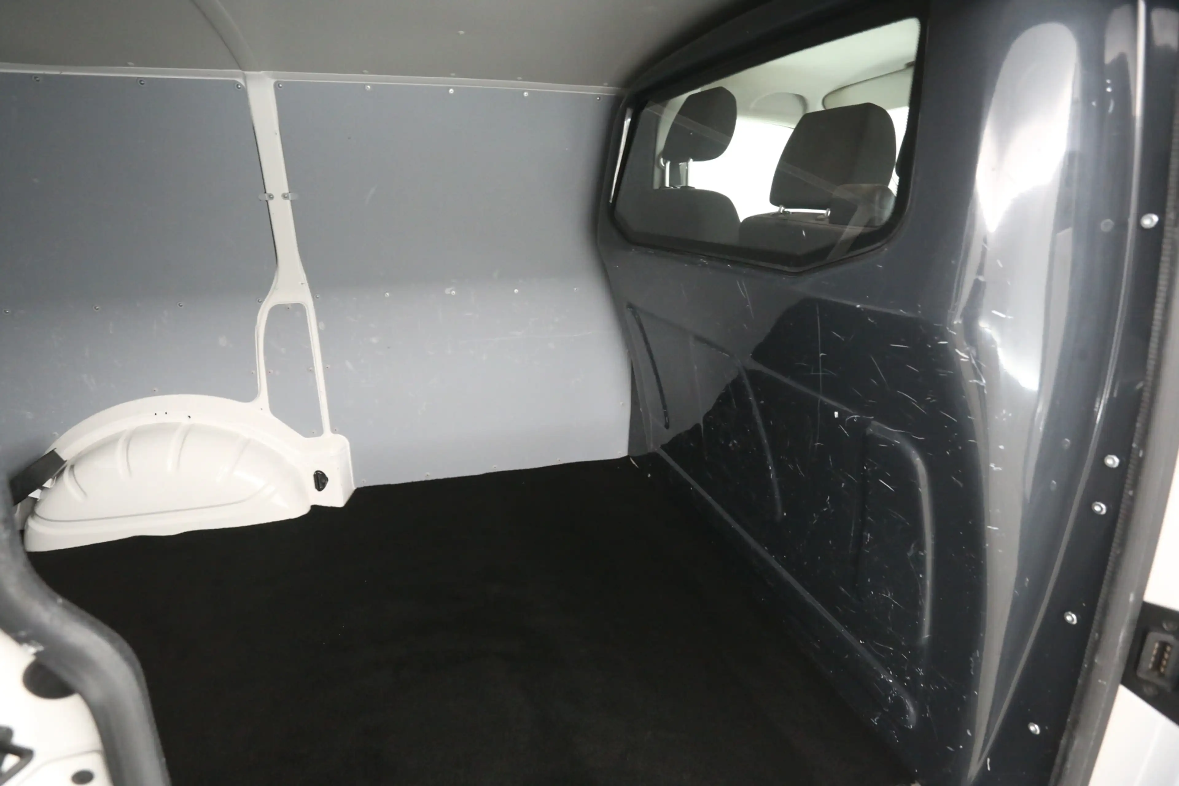 Volkswagen T6.1 Transporter 2.0 TDI 150PK L1H1 | Aut. | Airco | Cruise | 3 Zit — photo 24