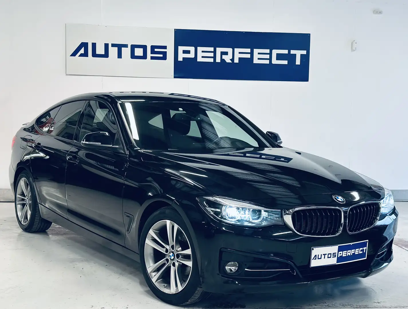 BMW 318 d Gran Turismo BOITE AUTO NAVI BIZONE BLUETOOTH Noir - 2