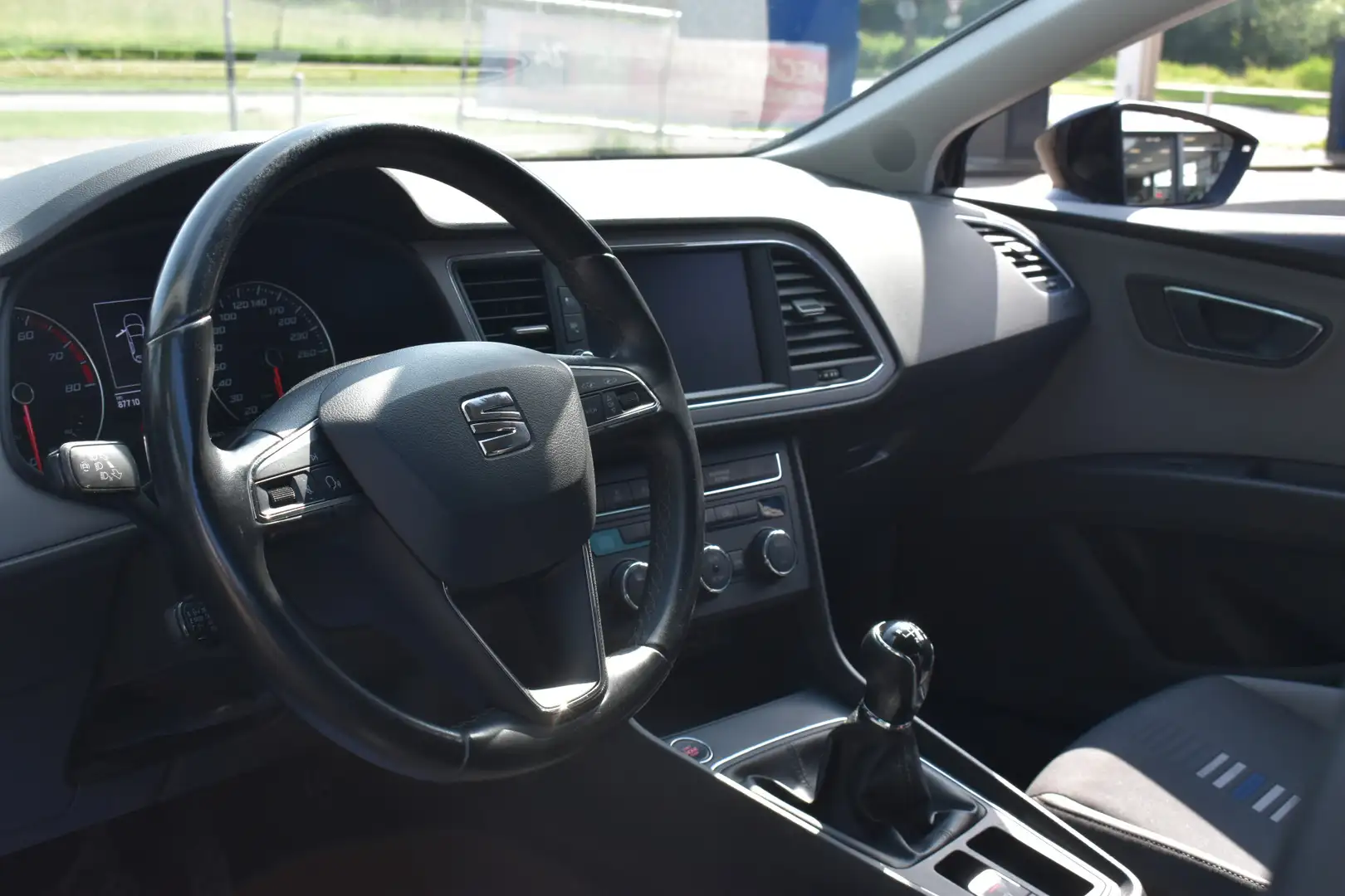 SEAT Leon 1.5 TSI Style Ultimate Edition | Carplay Navi | Ke Nero - 2