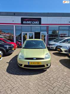 Ford Fiesta 1.4-16V Futura AIRCO-ELEKT RAMEN -TREKHAAK