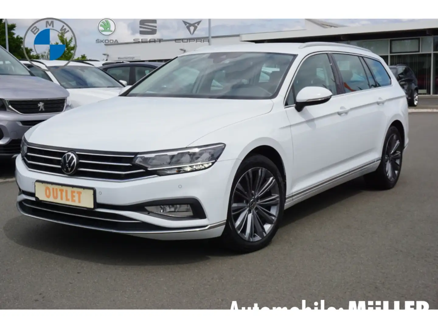 Volkswagen Passat Variant 1.5TSI-DSG-Elegance-Navi-schwenk.AHKSihz-Tempo-EU6 Blanc - 1