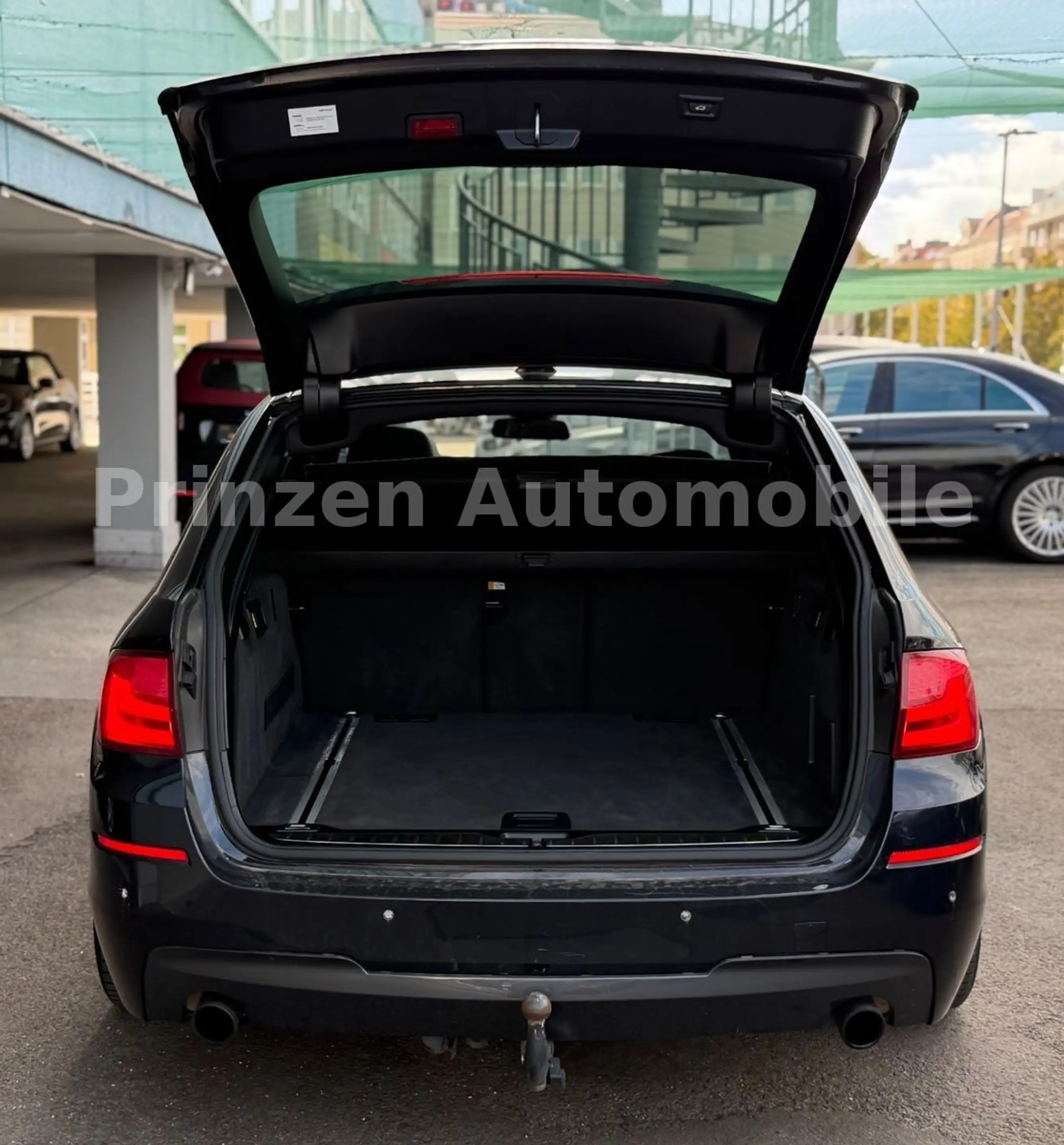 BMW 535 d xDrive Sport M Sport*Pano*Head-Up*R.Cam*AH — photo 6