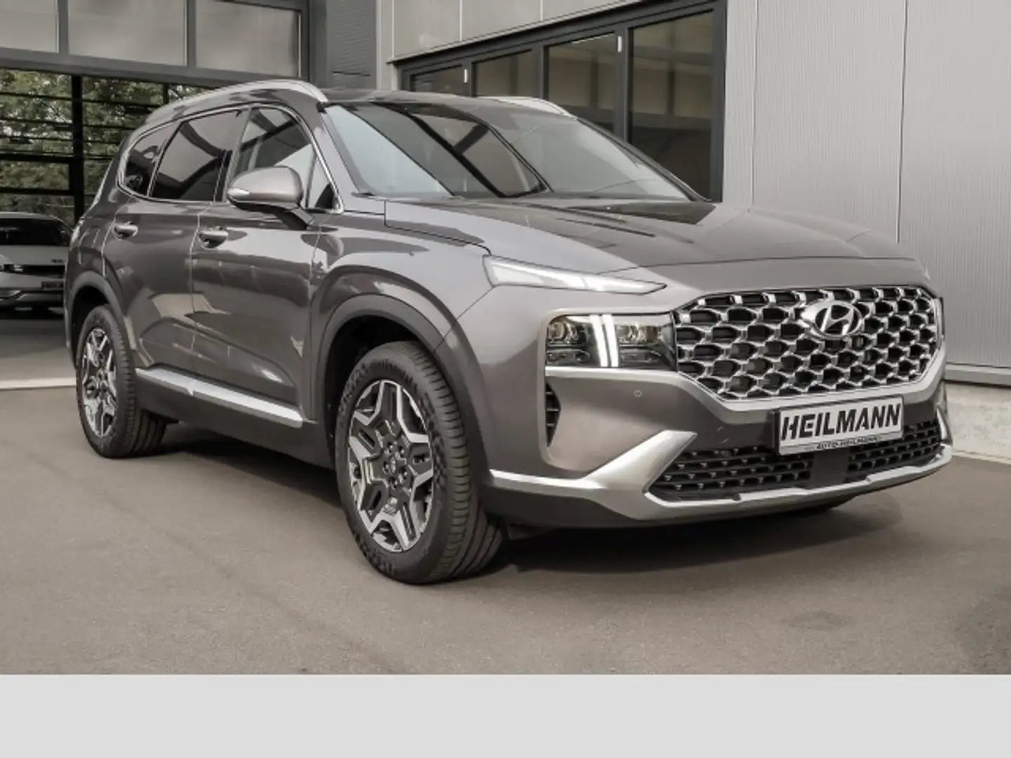 Hyundai SANTA FE Prime 1.6 T-GDi 4WD PHEV Automatik/Leder/Navi/ACC/ Grau - 2